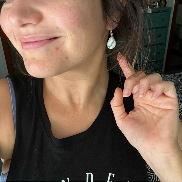 White Howlite Natural Stone Teardrop Gold Earrings 🌿 - Picture 3 of 7